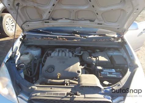 2008 Kia Rondo Lx V6 z USA, uszkodzony, nr VIN KNAFG526587129050